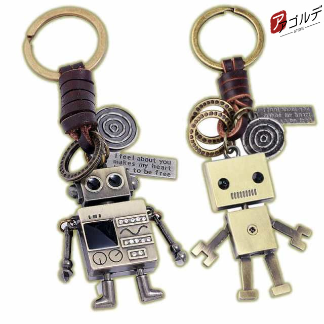 ブリキのおもちゃをモチーフにしたかわいらしいロボットのキーホルダーです。レトロな雰囲気と脱力系の存在感に癒されること間違いなし。無機質な金属だけでなくレザー巻きがあるから、あたたかみも感じられます。A