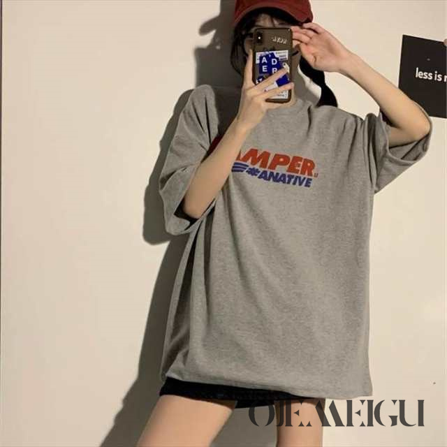 トップス レディース S M L グレー 半袖 5分袖 Tシャツ チュニック プルオーバー クルーネック 英字 ロゴ プリント ドロップショルダー 長め丈 デザイン ゆったり だぼ ビッグシルエット